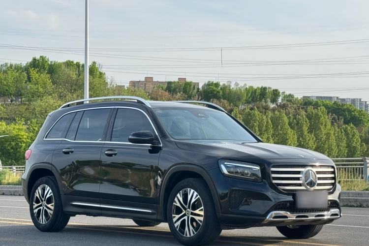 Used Mercedes-Benz GLB 2024 GLB 220 Dynamic Edition Exterior 4