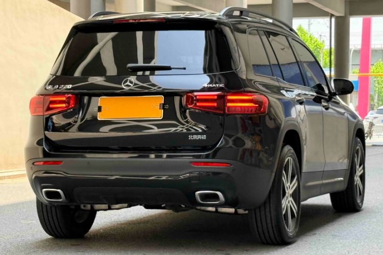 Used Mercedes-Benz GLB 2024-Year Restyled GLB 220 4MATIC Exterior 4