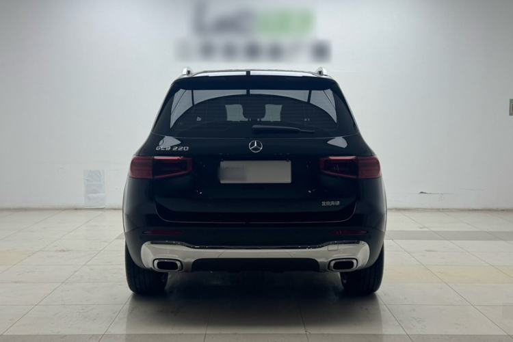 Used Mercedes-Benz GLB 2024 Refresh GLB 220 Dynamic Edition Exterior 5