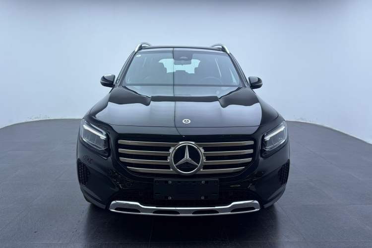 Used Mercedes-Benz GLB 2024 GLB 200 Dynamic Edition Exterior 7