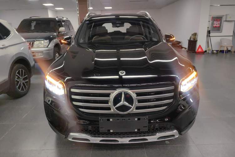 Used Mercedes-Benz GLB 2024 GLB 200 Dynamic Edition Front