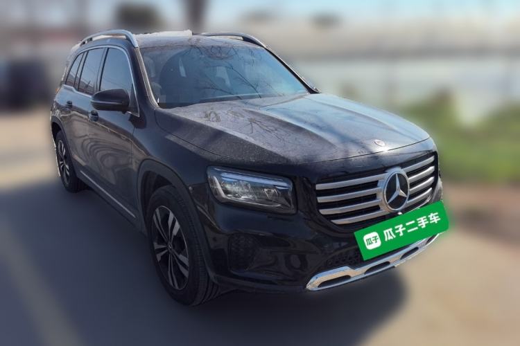 Used Mercedes-Benz GLB 2024-Year Restyled GLB 200 Dynamic Edition Front Right 45 Deg