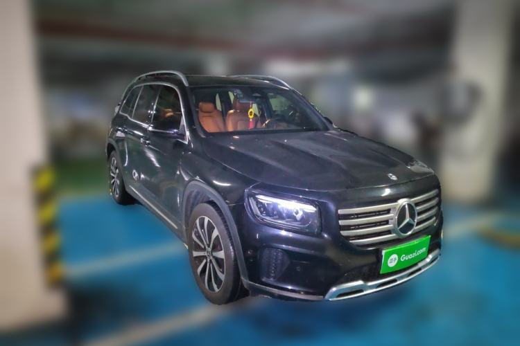 Used Mercedes-Benz GLB 2024 Refresh GLB 220 Fashion Edition Front Right 45 Deg