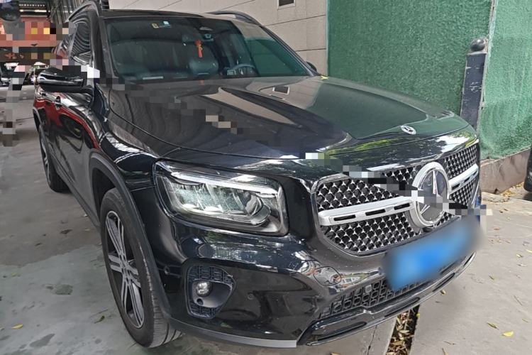 Used Mercedes-Benz GLB 2024 GLB 220 4MATIC Front Right 45 Deg