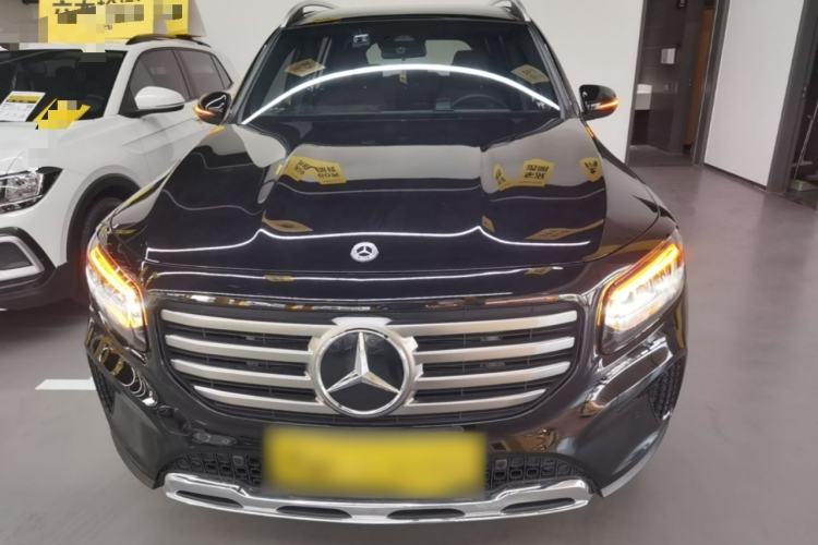 Used Mercedes-Benz GLB 2024-Year Restyled GLB 200 Dynamic Edition Front