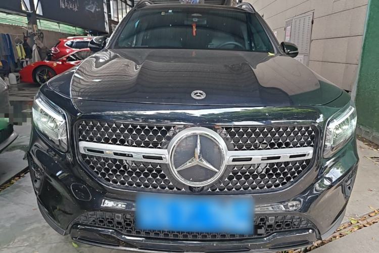 Used Mercedes-Benz GLB 2024 GLB 220 4MATIC Front