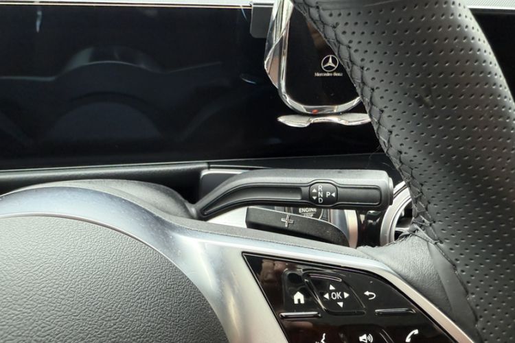 Used Mercedes-Benz GLB 2024 Refresh GLB 220 Dynamic Edition Gear Lever
