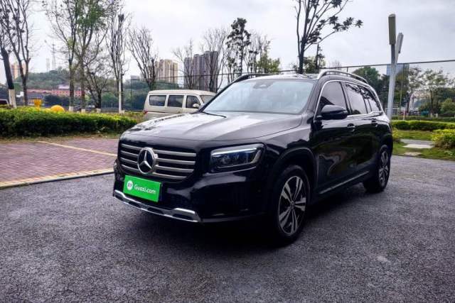 Ojetý Mercedes-Benz GLB 2024 GLB 200 Dynamic Edition
