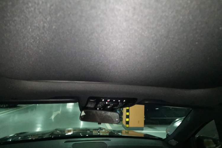 Used Mercedes-Benz GLB 2024 GLB 220 Dynamic Edition Headliner