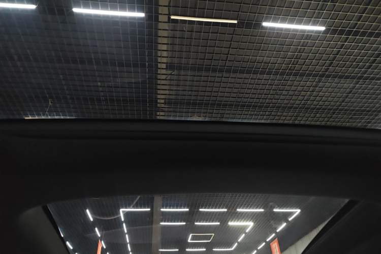 Used Mercedes-Benz GLB 2024 Refresh GLB 220 Dynamic Edition Headliner