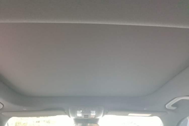 Used Mercedes-Benz GLB 2024-Year Restyled GLB 200 Dynamic Edition Headliner