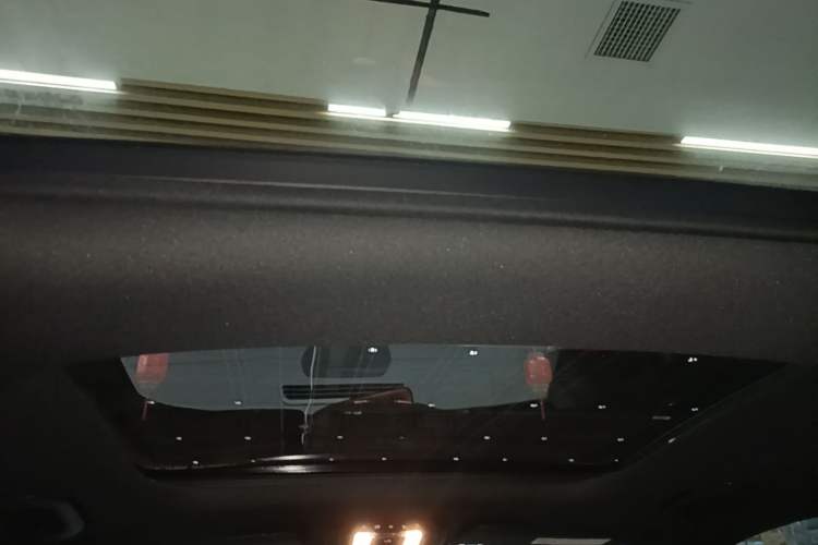 Used Mercedes-Benz GLB 2024 GLB 220 Fashion Model Headliner