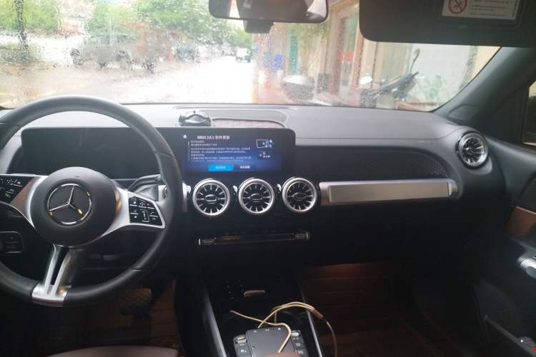 Used Mercedes-Benz GLB 2024 GLB 220 Dynamic Edition Headliner