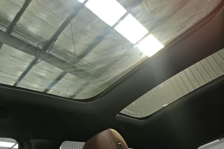 Used Mercedes-Benz GLB 2024 Refresh GLB 220 Dynamic Edition Headliner