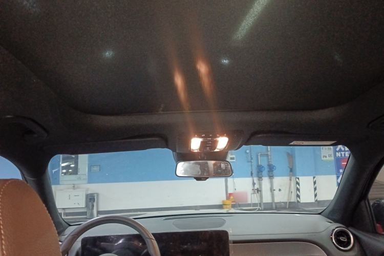 Used Mercedes-Benz GLB 2024 GLB 200 Dynamic Edition Headliner
