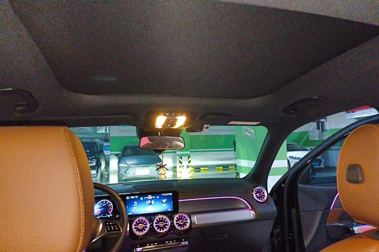 Used Mercedes-Benz GLB 2024 Refresh GLB 220 Dynamic Edition Headliner