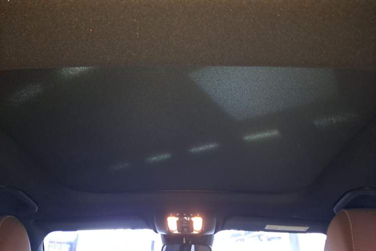 Used Mercedes-Benz GLB 2024 Refresh GLB 220 Fashion Edition Headliner