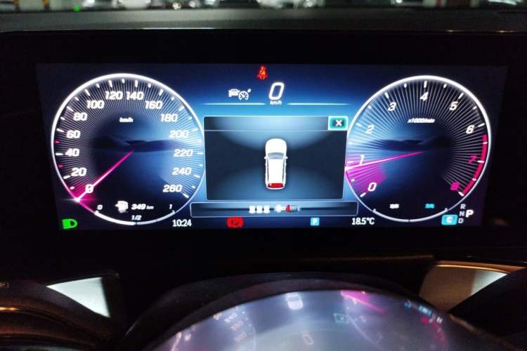 Used Mercedes-Benz GLB 2024 Refresh GLB 220 Dynamic Edition Instrument Cluster