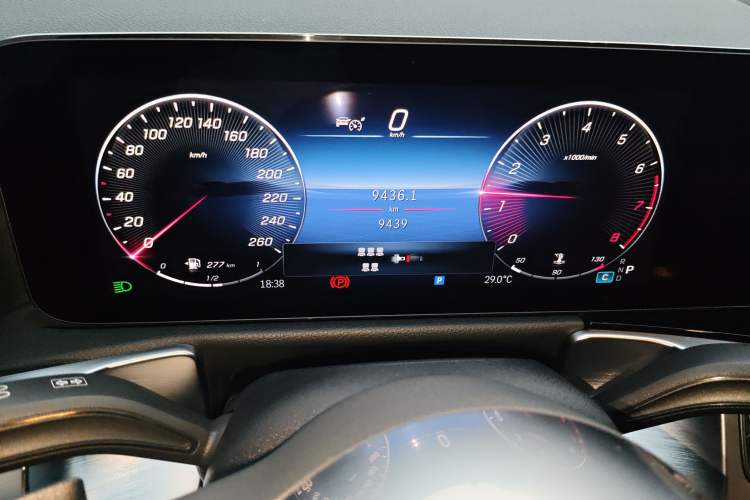 Used Mercedes-Benz GLB 2024 GLB 200 Fashion Model Instrument Cluster