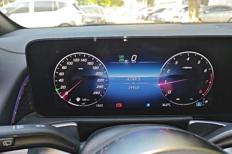Used Mercedes-Benz GLB 2024 GLB 220 Fashion Model Instrument Cluster