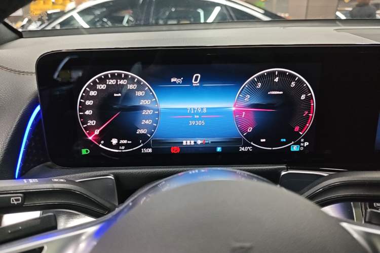 Used Mercedes-Benz GLB 2024 Refresh GLB 220 Dynamic Edition Instrument Cluster