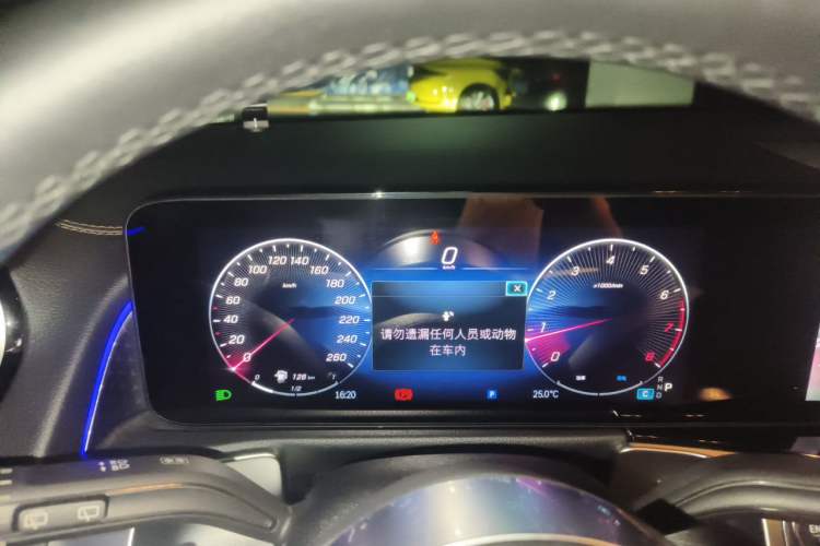 Used Mercedes-Benz GLB 2024 GLB 220 Dynamic Edition Instrument Cluster
