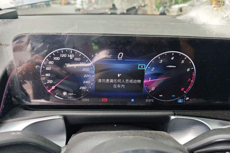 Used Mercedes-Benz GLB 2024 Refresh GLB 220 Fashion Edition Instrument Cluster
