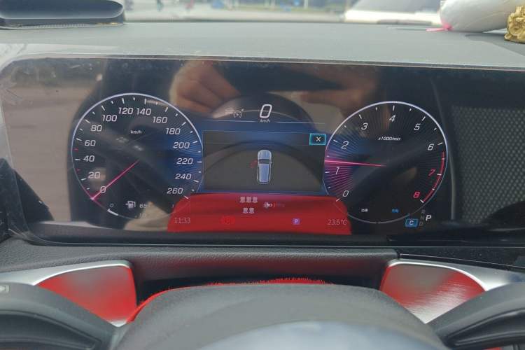 Used Mercedes-Benz GLB 2024 GLB 220 Fashion Model Instrument Cluster