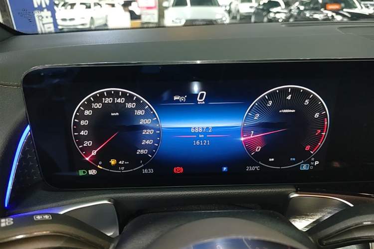 Used Mercedes-Benz GLB 2024 Refresh GLB 220 Fashion Edition Instrument Cluster