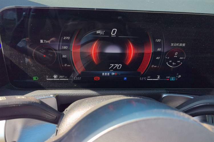 Used Mercedes-Benz GLB 2024-Year Restyled GLB 200 Dynamic Edition Instrument Cluster