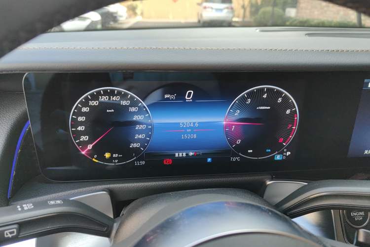 Used Mercedes-Benz GLB 2024 Refresh GLB 220 Dynamic Edition Instrument Cluster