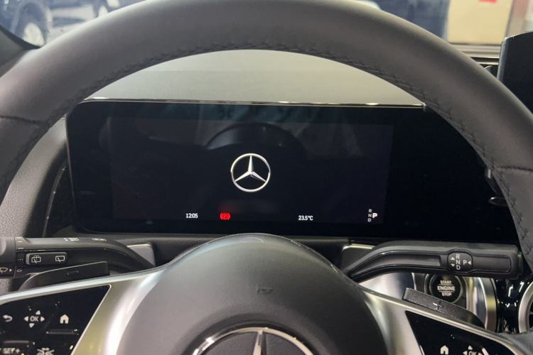 Used Mercedes-Benz GLB 2024 Refresh GLB 220 Dynamic Edition Instrument Cluster