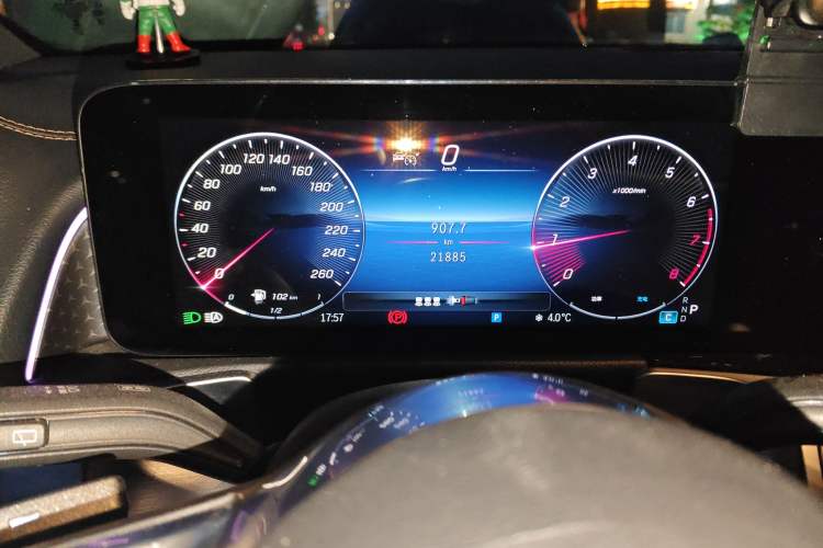 Used Mercedes-Benz GLB 2024 GLB 220 Dynamic Edition Instrument Cluster