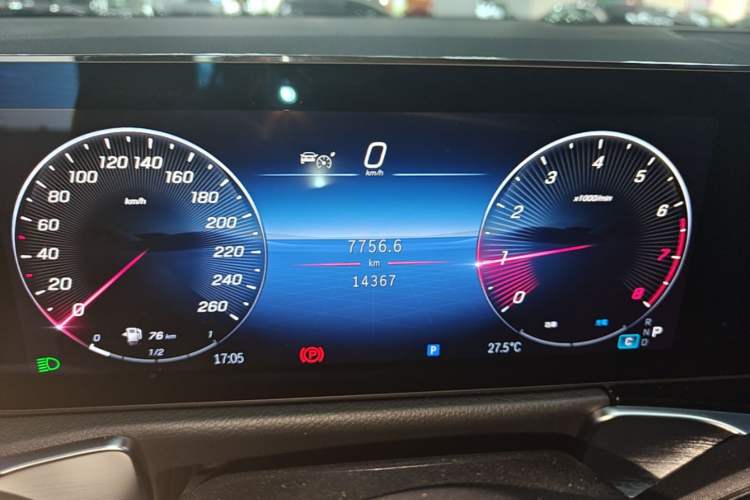Used Mercedes-Benz GLB 2024 Refresh GLB 220 Dynamic Edition Instrument Cluster