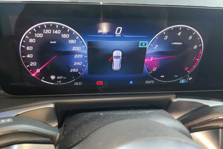 Used Mercedes-Benz GLB 2024 Refresh GLB 220 Fashion Edition Instrument Cluster