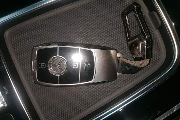 Used Mercedes-Benz GLB 2024 Refresh GLB 220 Fashion Edition Interior 1