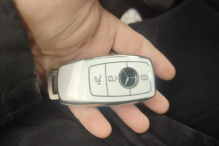 Used Mercedes-Benz GLB 2024-Year Restyled GLB 200 Dynamic Edition Interior 1