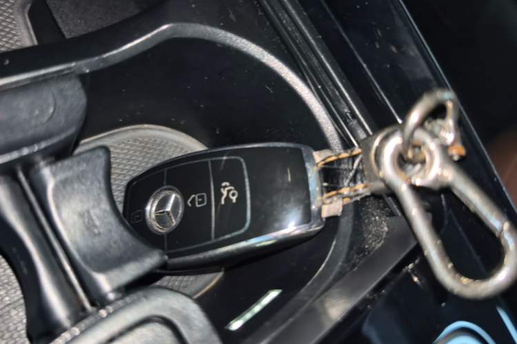Used Mercedes-Benz GLB 2024 GLB 200 Fashion Model Interior 1