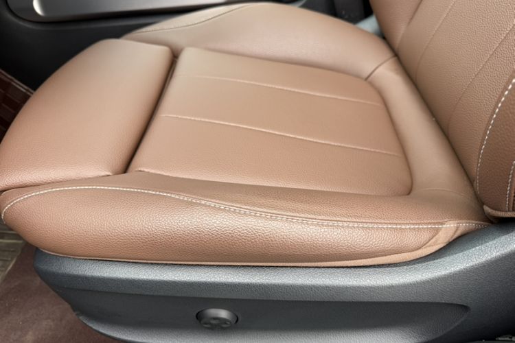Used Mercedes-Benz GLB 2024 Refresh GLB 220 Dynamic Edition Interior 10