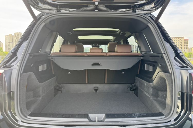 Used Mercedes-Benz GLB 2024 GLB 220 Dynamic Edition Interior 11