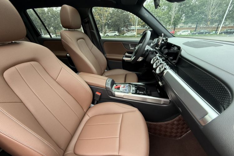Used Mercedes-Benz GLB 2024 Refresh GLB 220 Dynamic Edition Interior 12