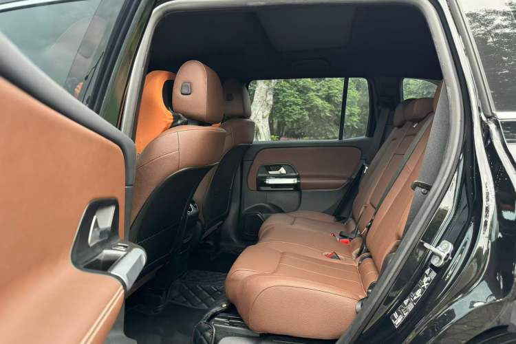Used Mercedes-Benz GLB 2024 GLB 220 Fashion Model Interior 3