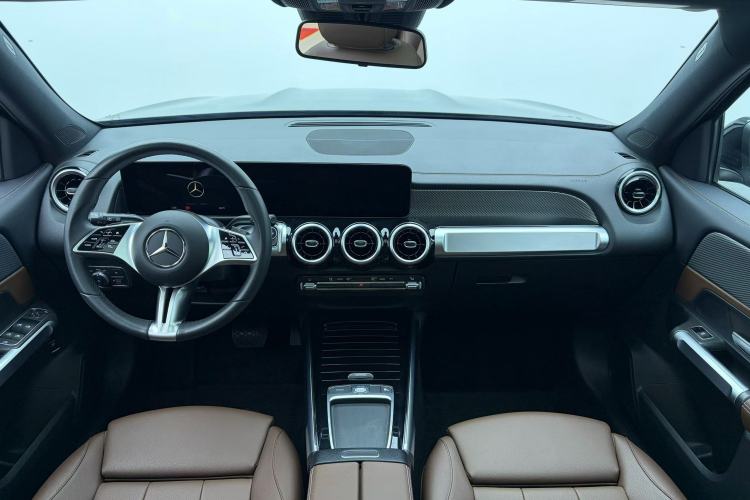 Used Mercedes-Benz GLB 2024 GLB 200 Dynamic Edition Interior 3
