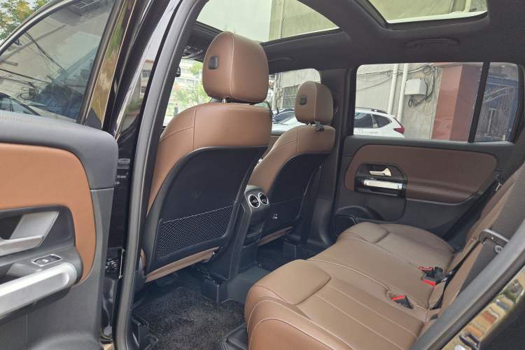 Used Mercedes-Benz GLB 2024 Refresh GLB 220 Dynamic Edition Interior 3