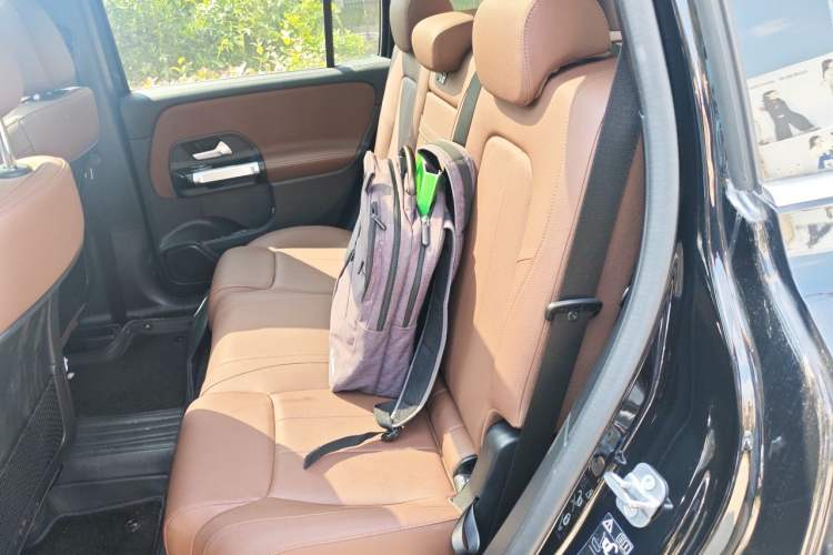 Used Mercedes-Benz GLB 2024 GLB 200 Dynamic Edition Interior 4