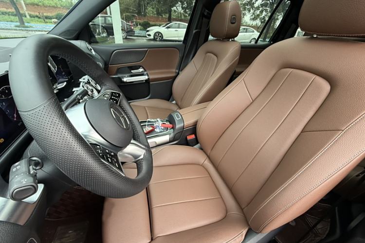 Used Mercedes-Benz GLB 2024 Refresh GLB 220 Dynamic Edition Interior 6