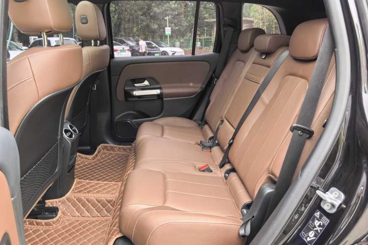 Used Mercedes-Benz GLB 2024 Refresh GLB 220 Dynamic Edition Interior 6