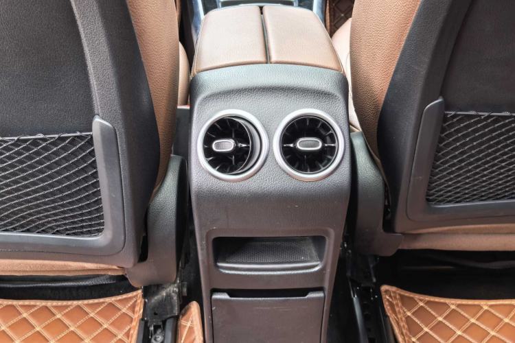 Used Mercedes-Benz GLB 2024 Refresh GLB 220 Dynamic Edition Interior 7