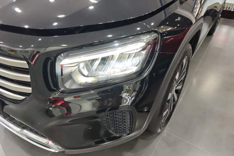 Used Mercedes-Benz GLB 2024 GLB 220 Fashion Model Left Front Headlight