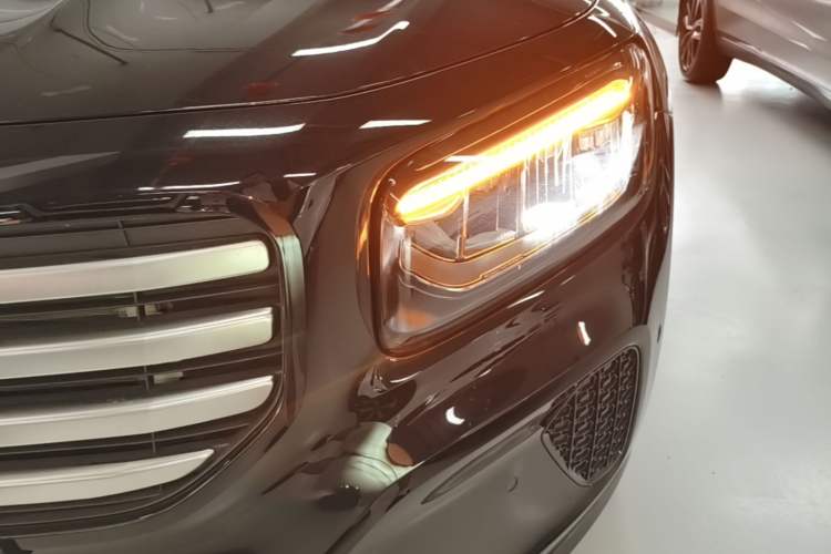 Used Mercedes-Benz GLB 2024 GLB 200 Dynamic Edition Left Front Headlight